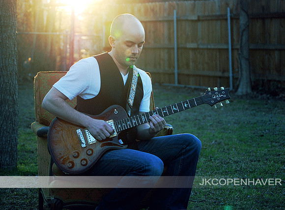 Solo Guitarist