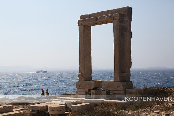 Naxos Temple of Apollo w Sea