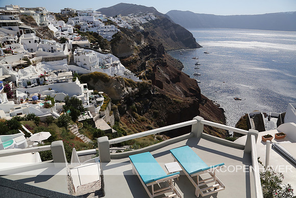 Santorini Cliffside w Chairs
